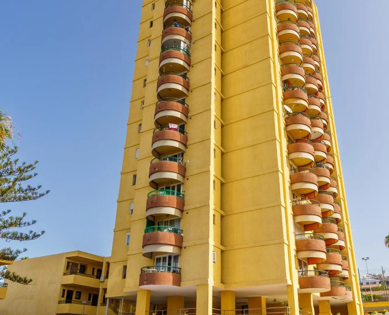 Suntower Arona - Seaviews & Pool - Next To Beach Apartment Arona (Tenerife)
