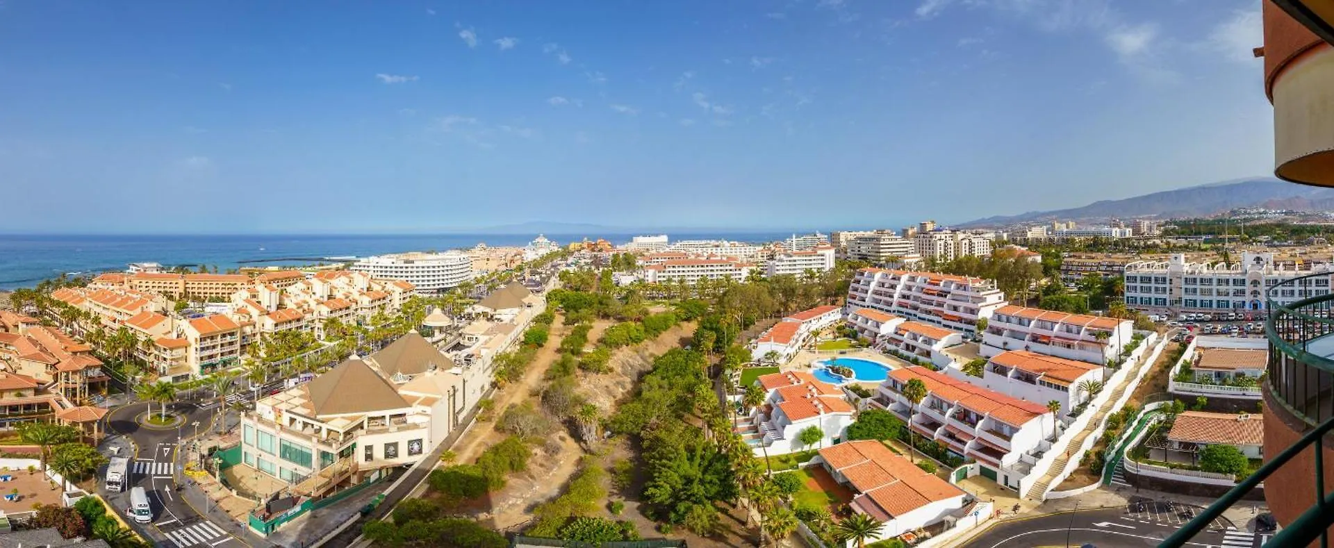 Suntower Arona - Seaviews & Pool - Next To Beach 0*, Arona (Tenerife) Spain
