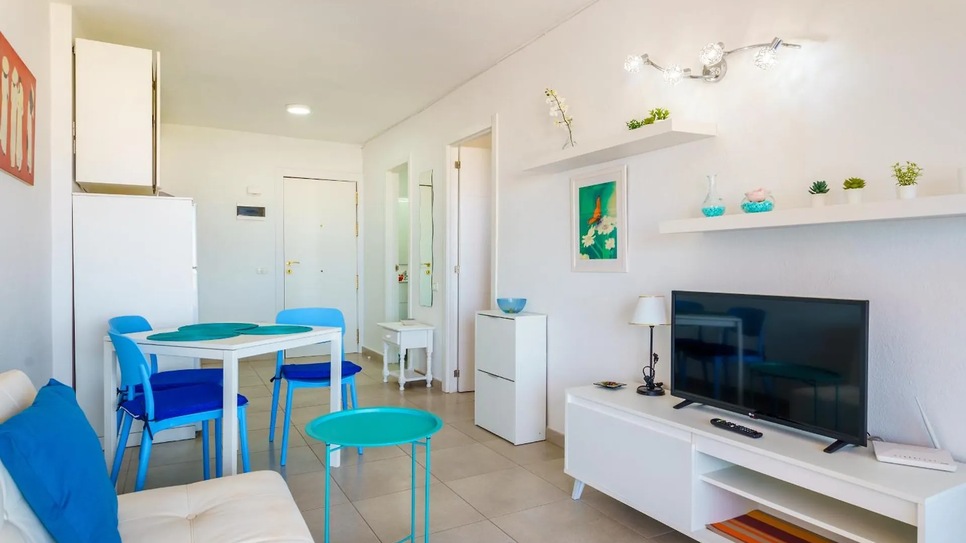Suntower Arona - Seaviews & Pool - Next To Beach Spain
